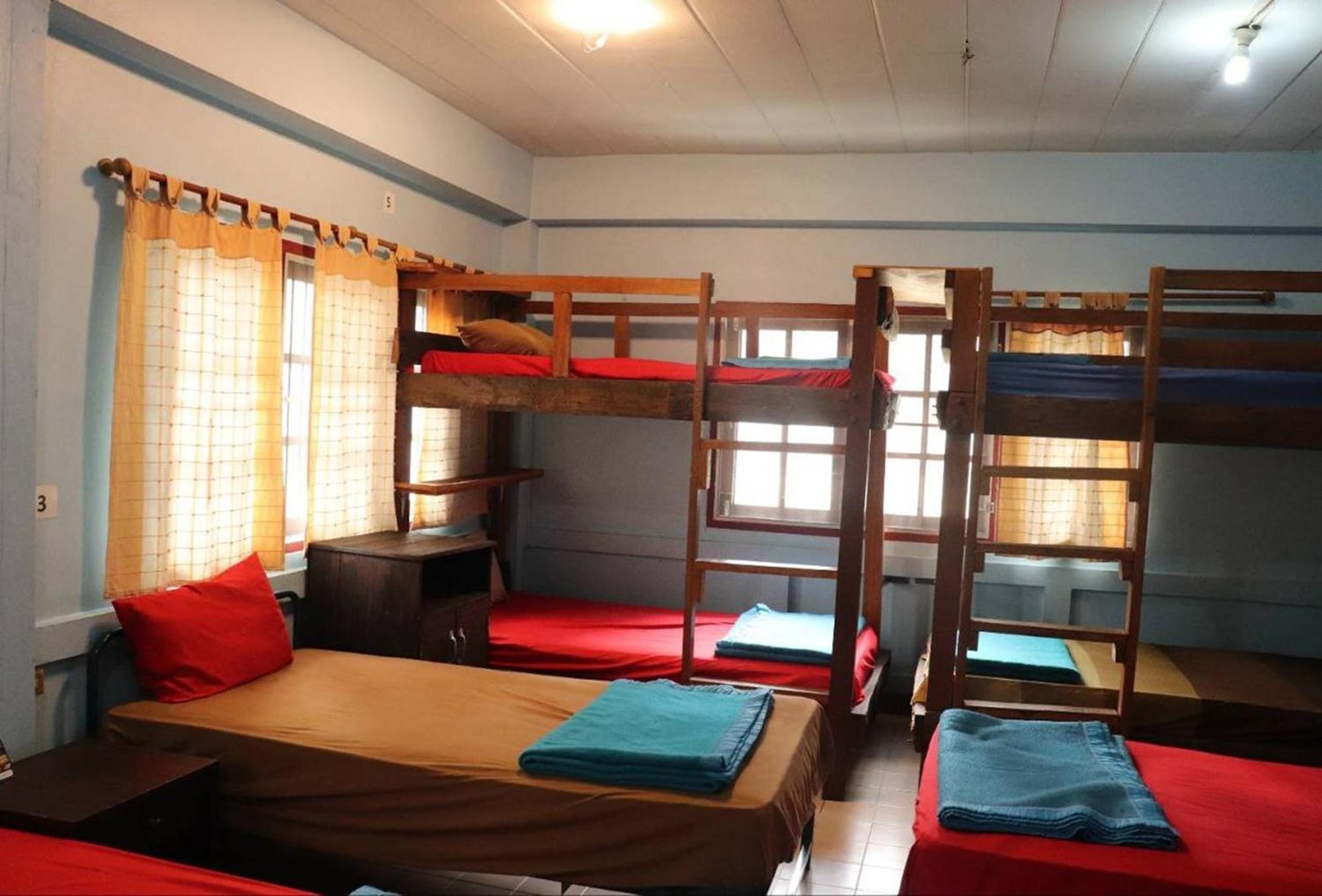 Trekker Camp Hotel Chiang Mai Exterior photo