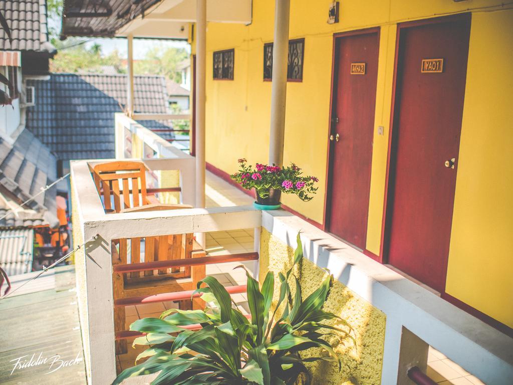 Trekker Camp Hotel Chiang Mai Exterior photo
